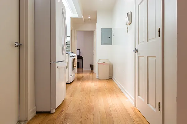 Rented by Smart City Real Estate LLC | media 24