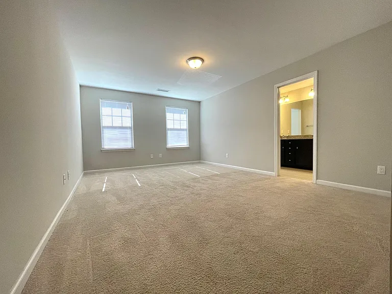 103 Hamlet Pl — Photo 9
