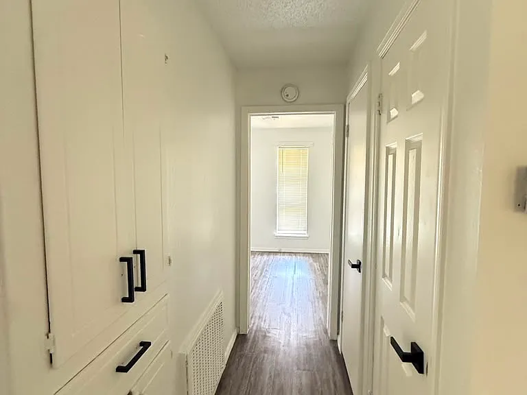 624 Lloyd Ave — Photo 3
