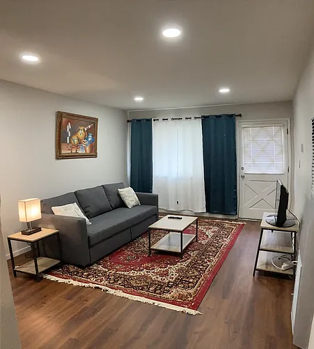 1691 Ontario Dr #1 Photo 1