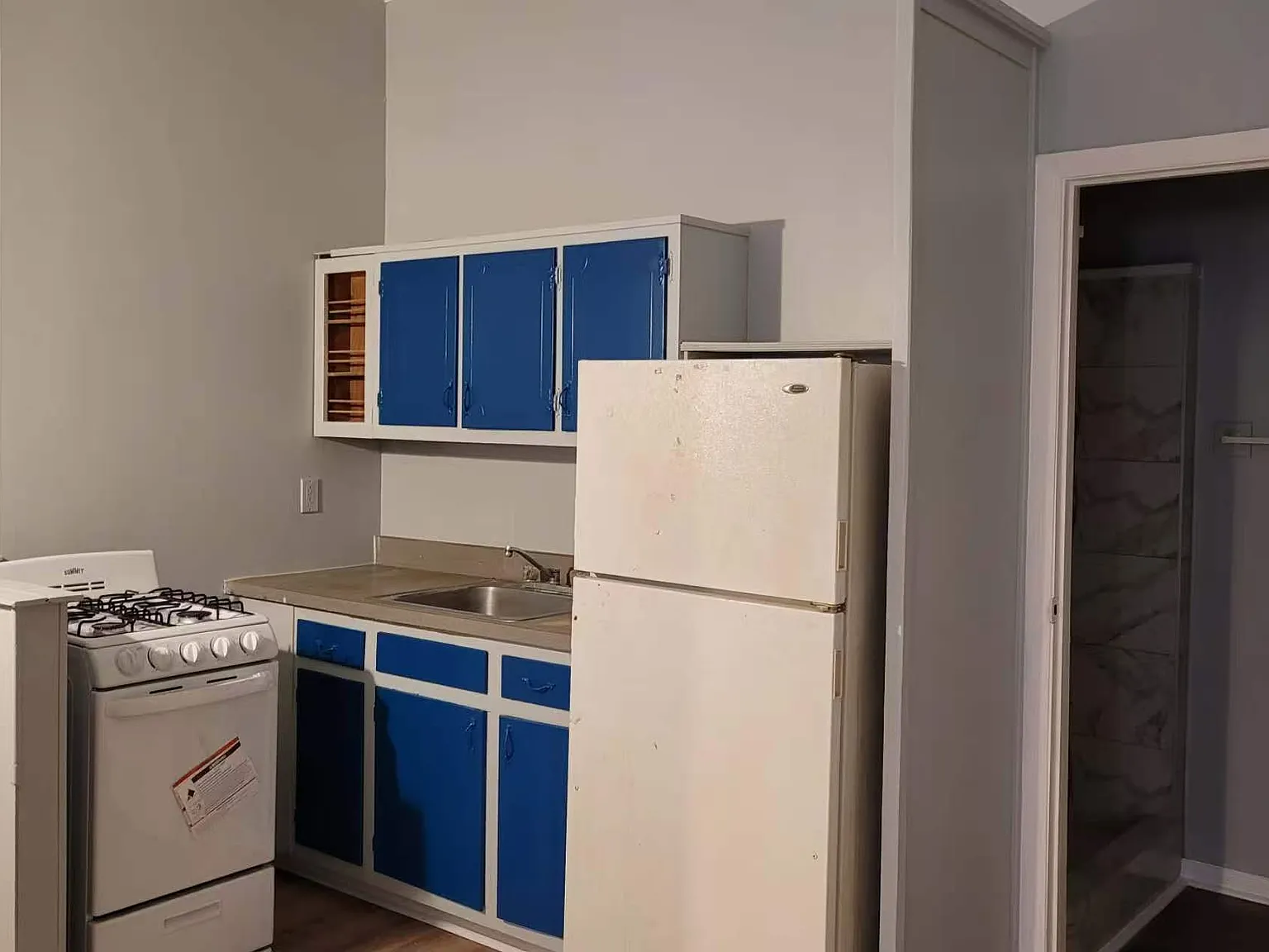 3347 W Carson St — Photo 2