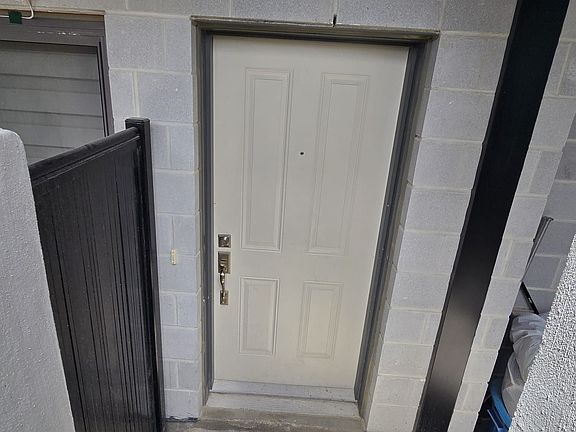 3rd image of 25 Isherwood Ave #13