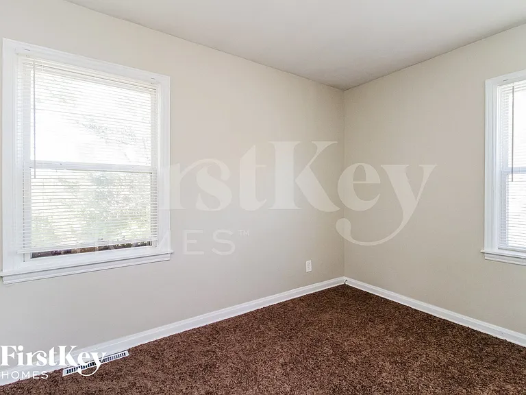 12 Gambier Cir — Photo 11