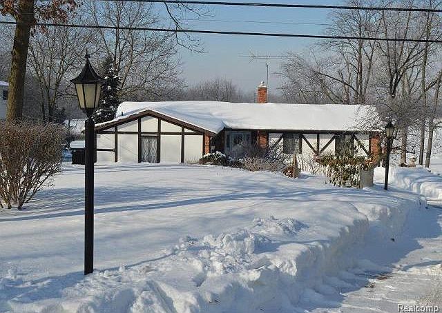 Welcome to 4142 Rohr Road