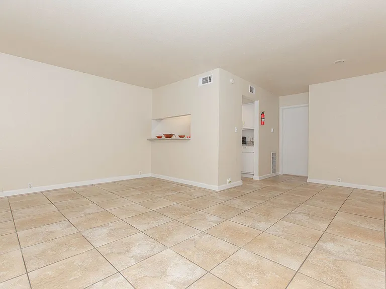 Unity Pointe Apartments — Photo 18