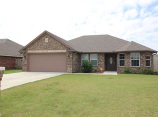 805 Carnes Cir, Perkins, OK 74059