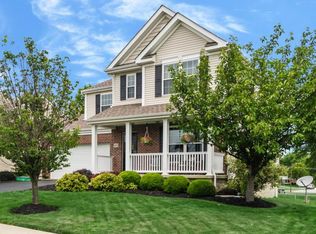 4411 Grand Strand Dr, Grove City, OH 43123