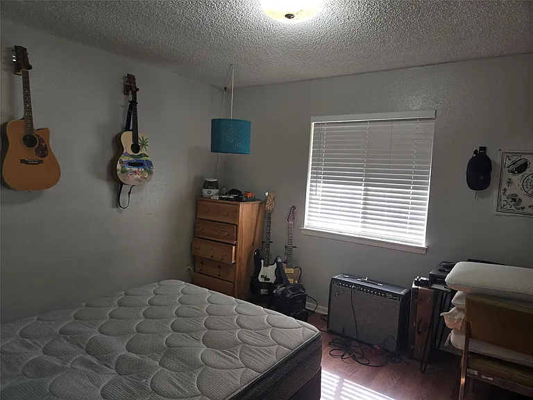 8910 Little Walnut Pkwy #B — Photo 19