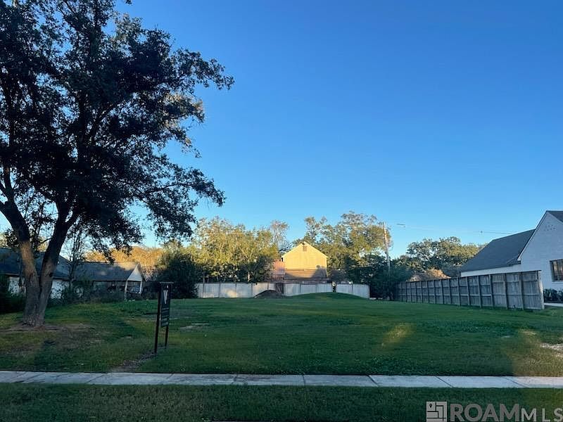 2nd image of 3165 Murphy Dr