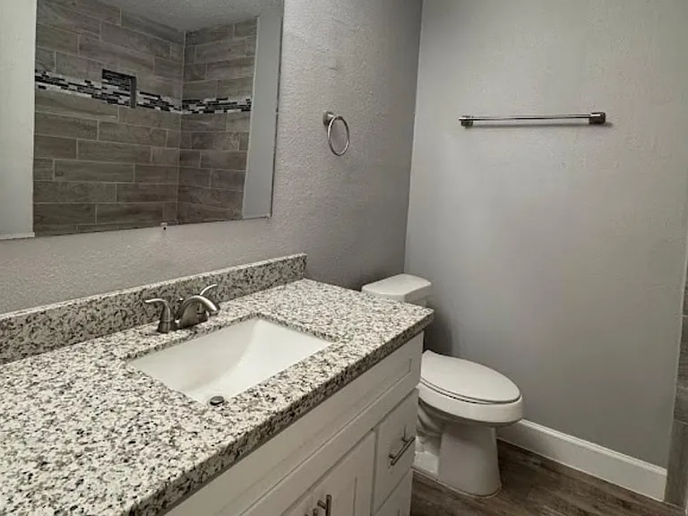 2203 Westway St — Photo 7