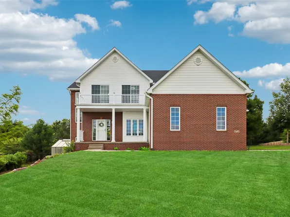 4714 148th St, Urbandale, IA 50323