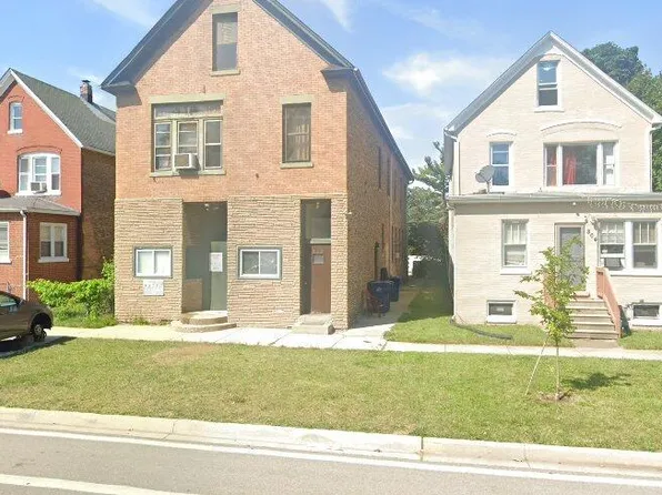 806 Audrey Nixon Blvd #D, North Chicago, IL 60064