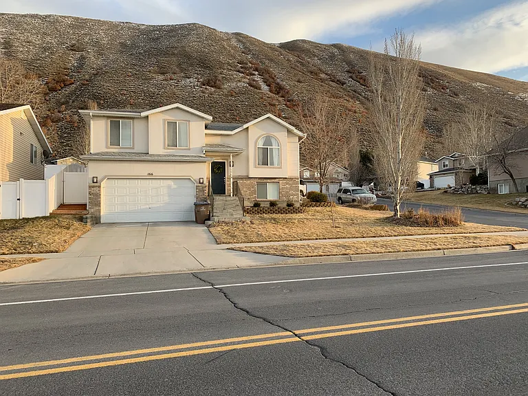 E Steep Mountain Dr — Photo 2