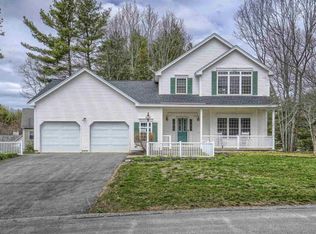 10 Mountain Rd, Bedford, NH 03110