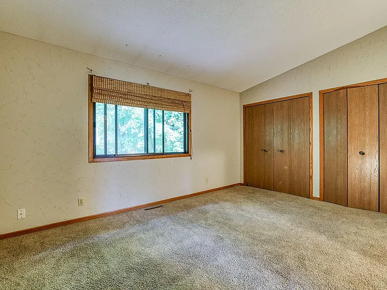 105B South Dr — Photo 13