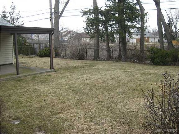 4th image of 55 Heath Ter