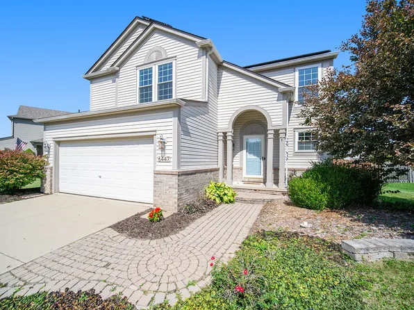 6447 Oakhurst Dr, Ypsilanti, MI 48197