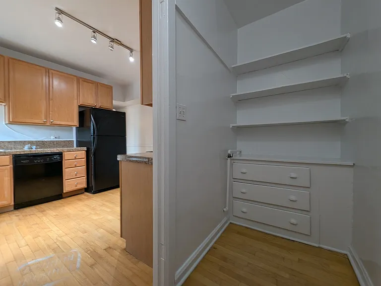 3449 W Schubert Ave #3 — Photo 12
