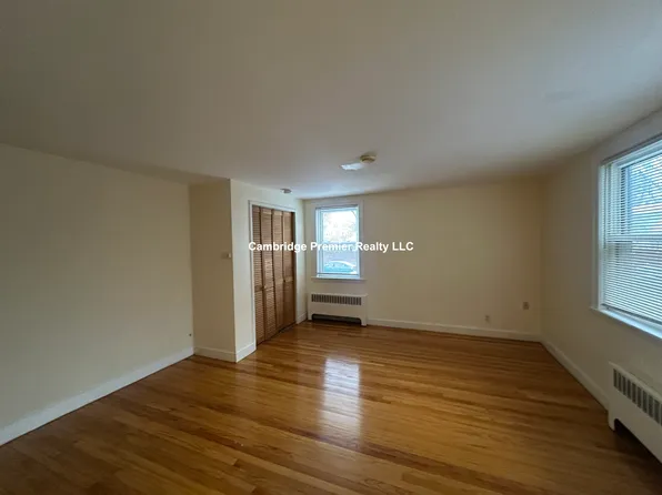 44 Kirkland St #2, Cambridge, MA 02138