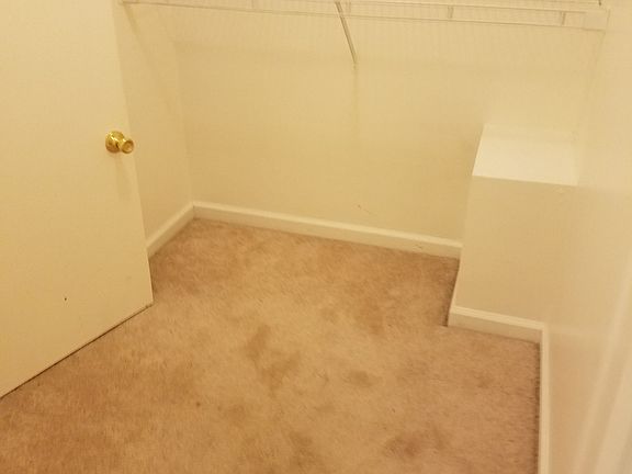 5th image of 6905 Kings Crossing Way
