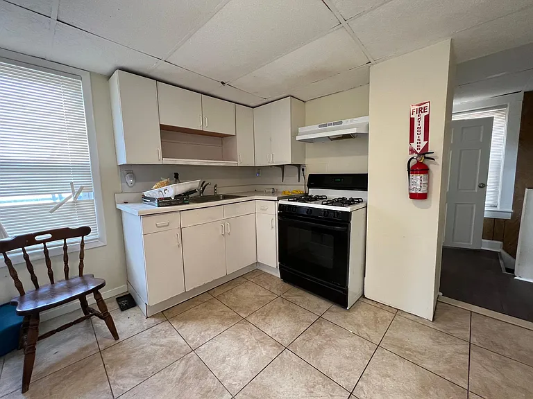 62 S State St #2 — Photo 2
