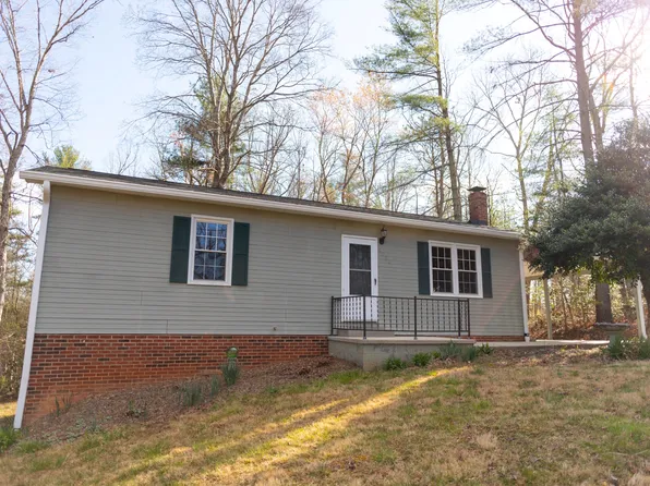 2192 N Carolina St #126, Morganton, NC 28655