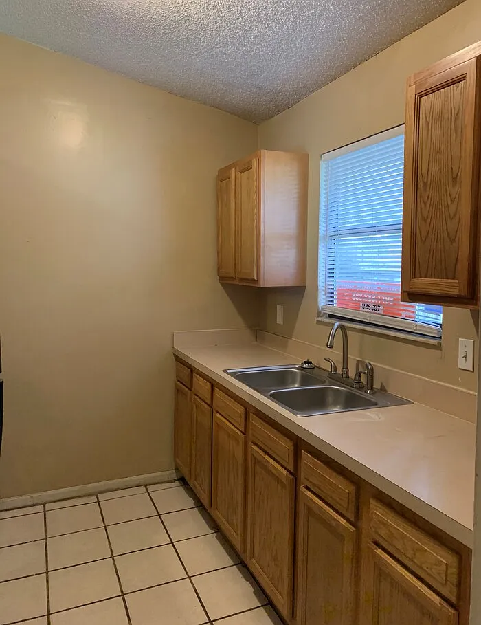 2 bed, 2.0 bath, $1,100 — Photo 3