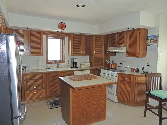 2nd image of 3268 South Fld