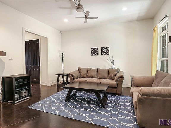5th image of 6404 Cameren Oaks Dr