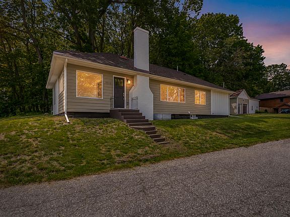 4th image of 7014 N Bungalow Dr