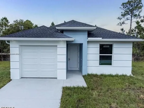 538 Brue Ave S, Lehigh Acres, FL 33974
