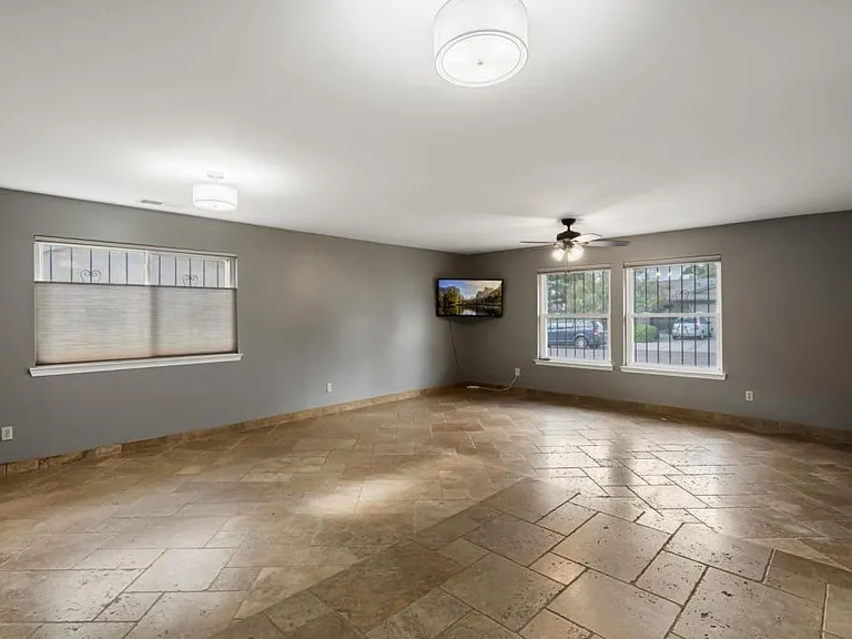 6612 Christy Ave NE — Photo 6