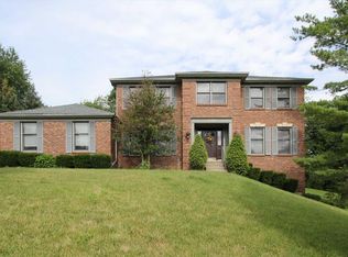 879 Stonebridge Dr, Cincinnati, OH 45233