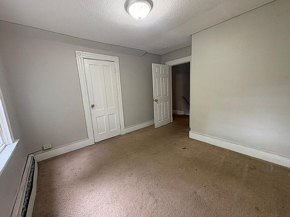 5th image of 61 Ivy St Fl 2nd