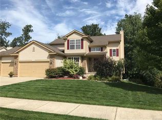 11324 Matthew Ln, Hartland, MI