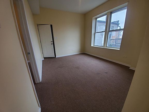 2nd image of 1143 S Saint Louis Ave #2W