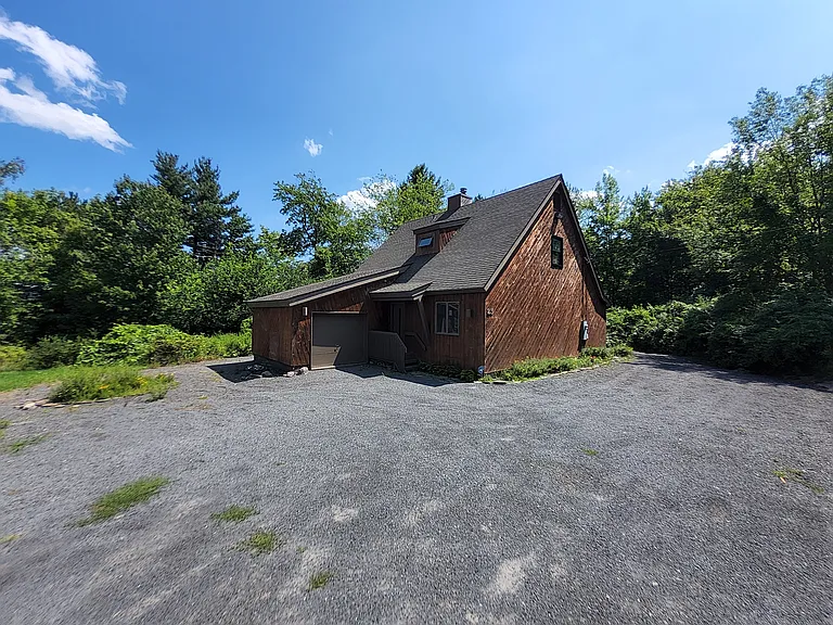 23 Eastview Rd — Photo 32