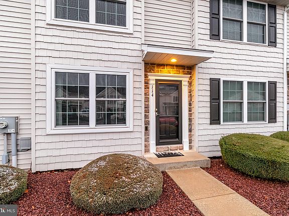 5th image of 114 Cedarwood Dr #114