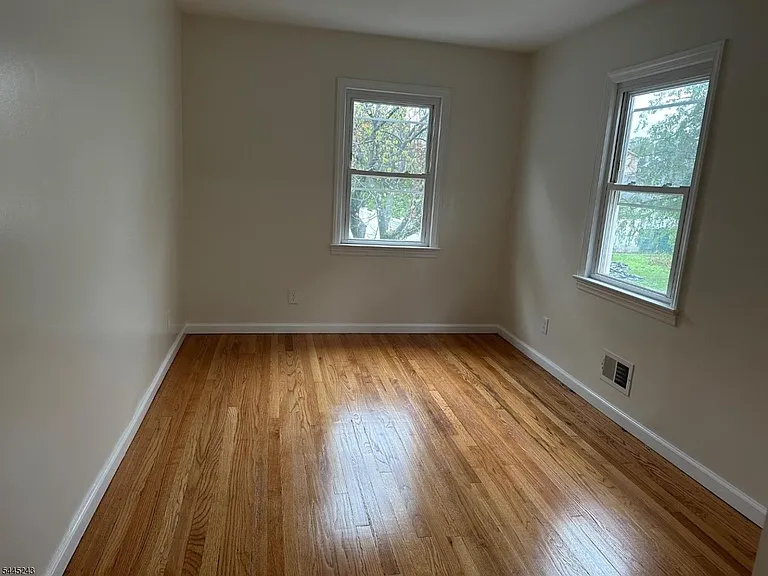 70 Chestnut St — Photo 5