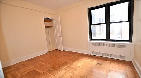 Rented by Manhattan Realty Group