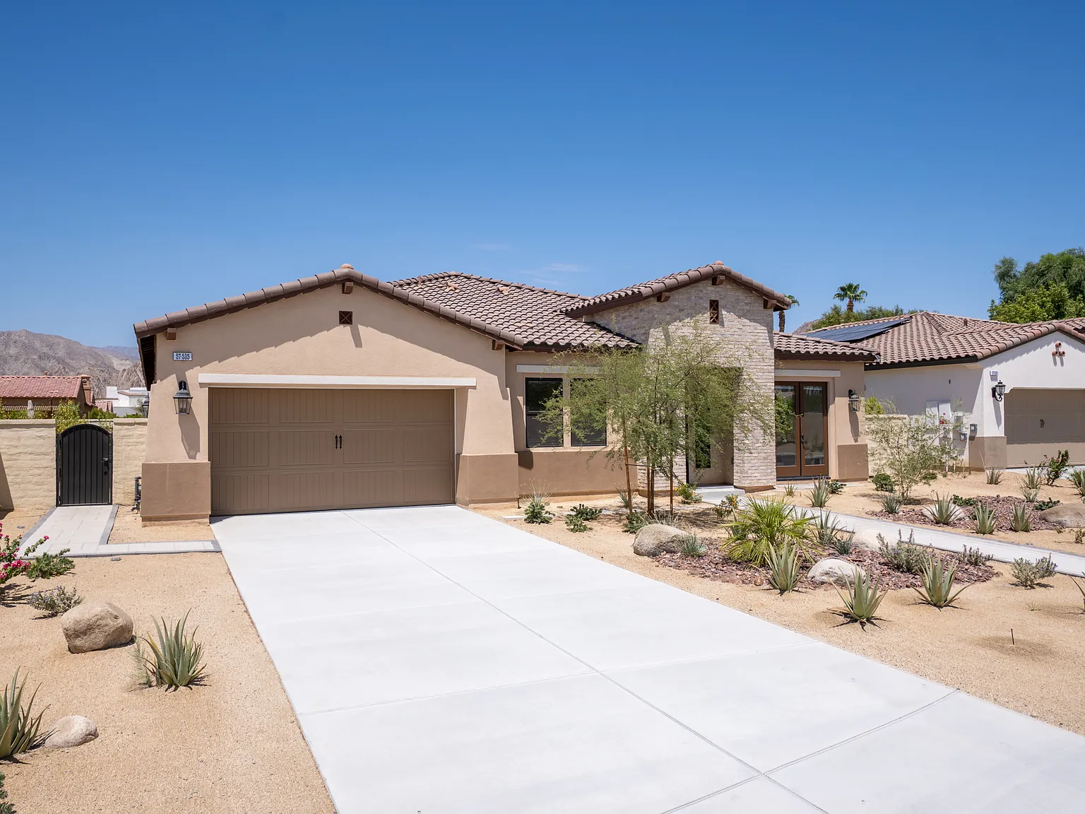 3 bed, 3213 sqft, $7,500 — Photo 3