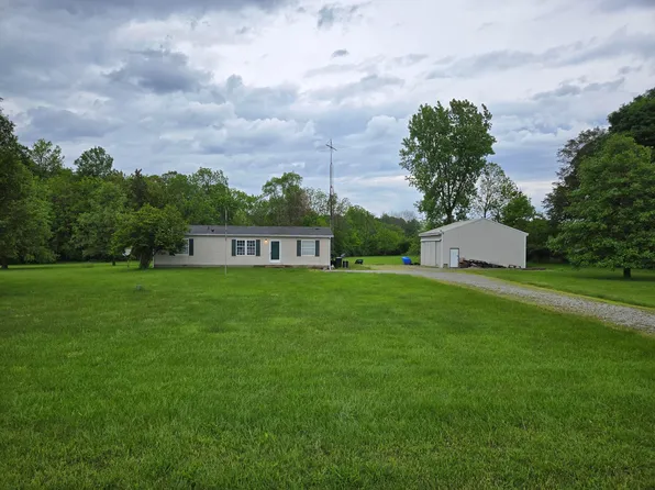 171 Horseshoe Rd, Wilmington, OH 45177