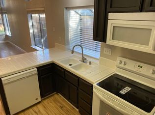 337 W El Paso Ave, Clovis, CA 93611