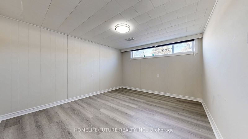 Toronto House for rent - 5 Bedrooms — photo 33