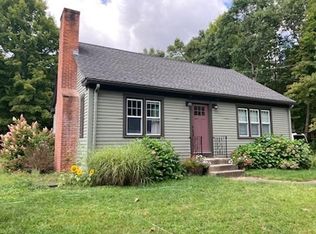 71 Brookfield Rd, Brimfield, MA 01010