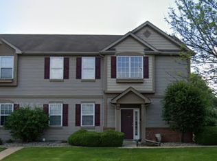 1143 Auburn Meadow Ln, Schererville, IN 46375