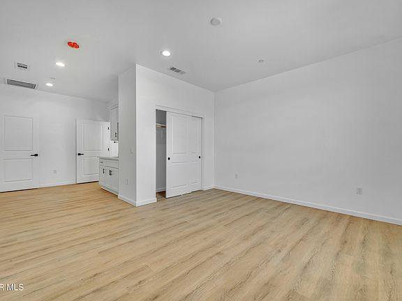 5th image of 21420 Reed Pl