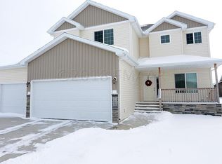 5464 Tanner Ave S, Fargo, ND 58104