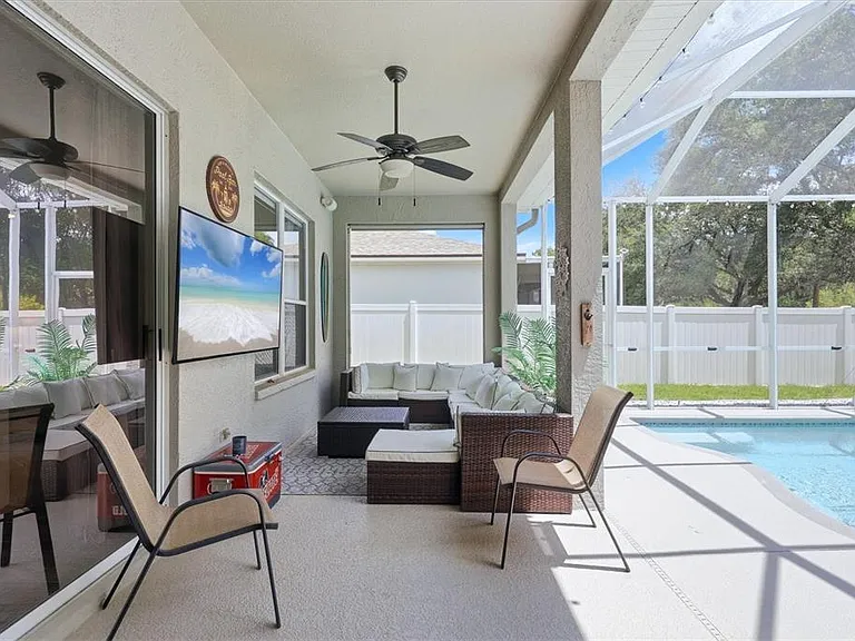4617 Egmont Dr — Photo 38