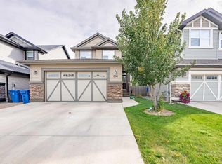 306 NW Twinriver Rd W, Lethbridge, AB T1J 5B9
